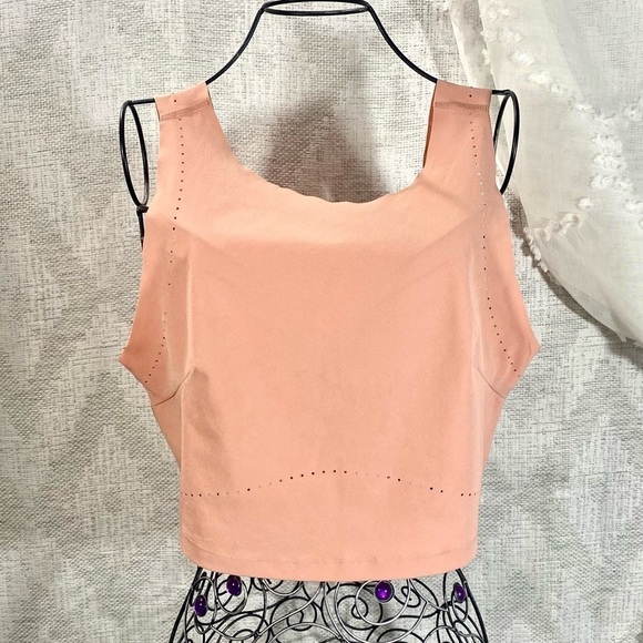 Nike Tech pack cropped top size L - Picture 3 of 9